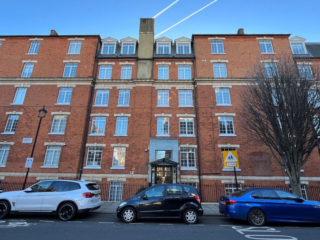 3 bed flat for sale in Flat 314 Marble Arch Apartments, 11 Harrowby Street, London W1H, £860,000