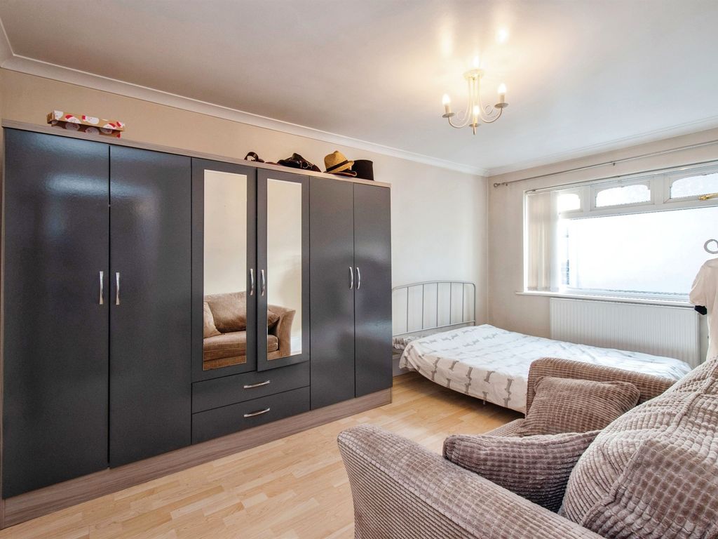 5 bed detached house for sale in Gantref Way, Ebbw Vale NP23, £345,000