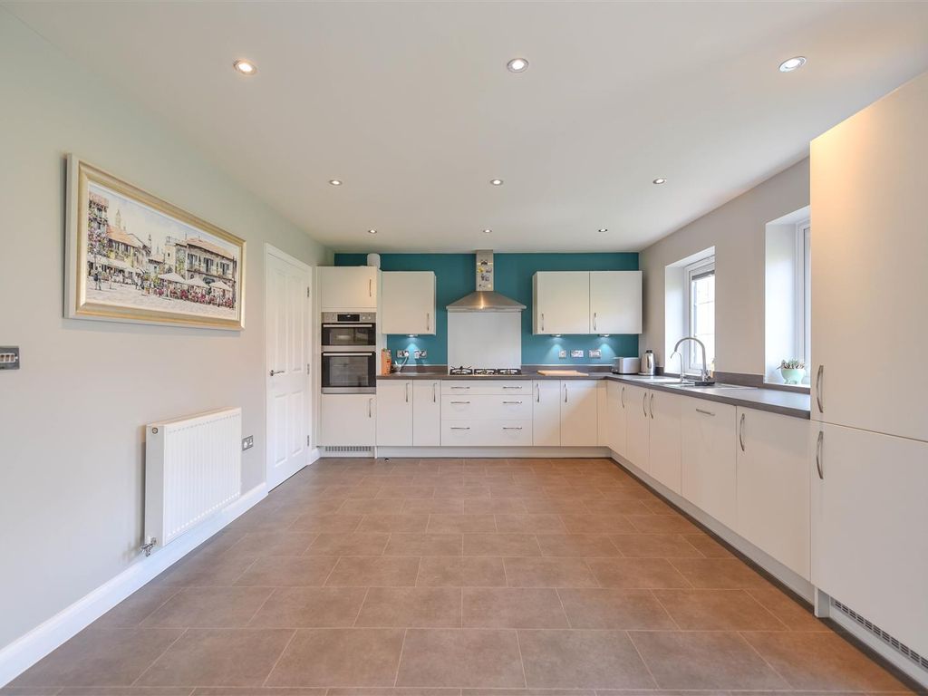 5 bed detached house for sale in Lumley Drive, Harlestone Heath, Northampton NN5, £775,000