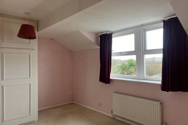 2 bed property to rent in Fleet Way, Newport PO30, £825 pcm