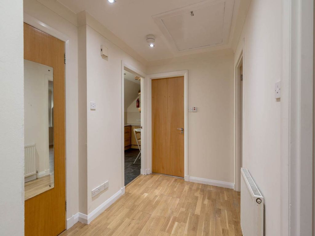 2 bed flat for sale in Newtonloan Court, Gorebridge EH23, £175,000