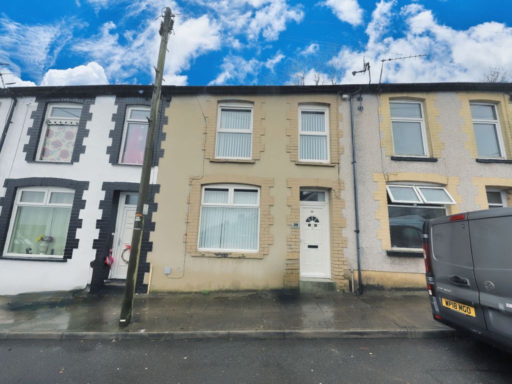 2 bed terraced house to rent in Arthur Street, Mountain Ash CF45, £595 pcm
