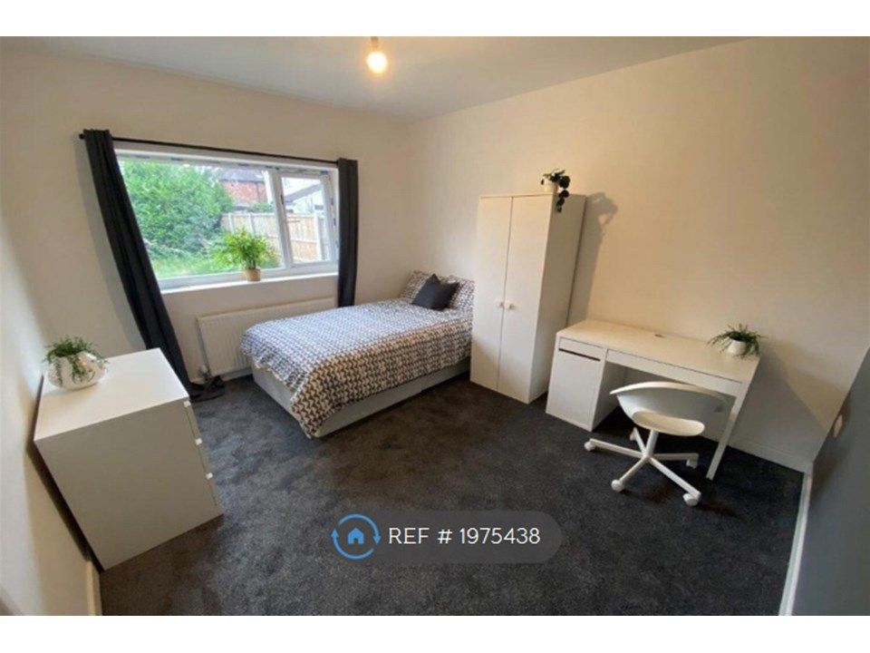 Room to rent in Abbey Road, Beeston, Nottingham NG9, £575 pcm