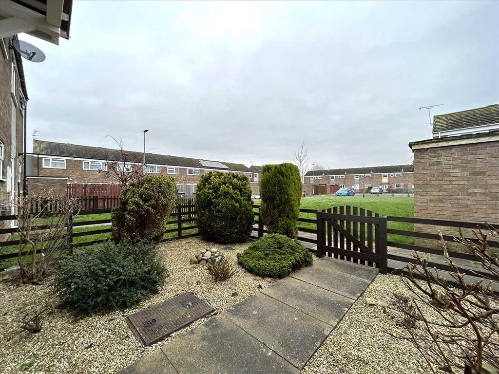 3 bed terraced house for sale in Poplar Drive, Brigg DN20, £134,000