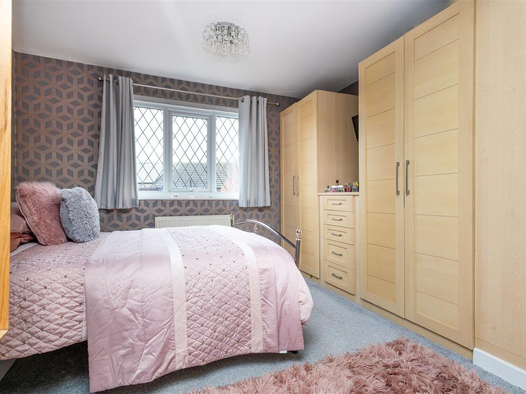 4 bed link-detached house for sale in Laurel Hill Avenue, Colton, Leeds LS15, £360,000