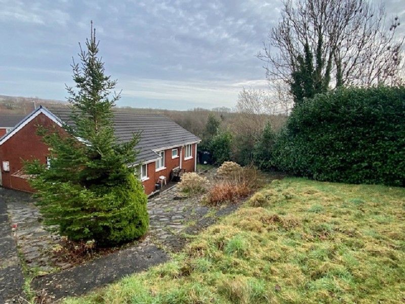 3 bed detached bungalow for sale in Railway Terrace, Cwmllynfell, Swansea. SA9, £200,000