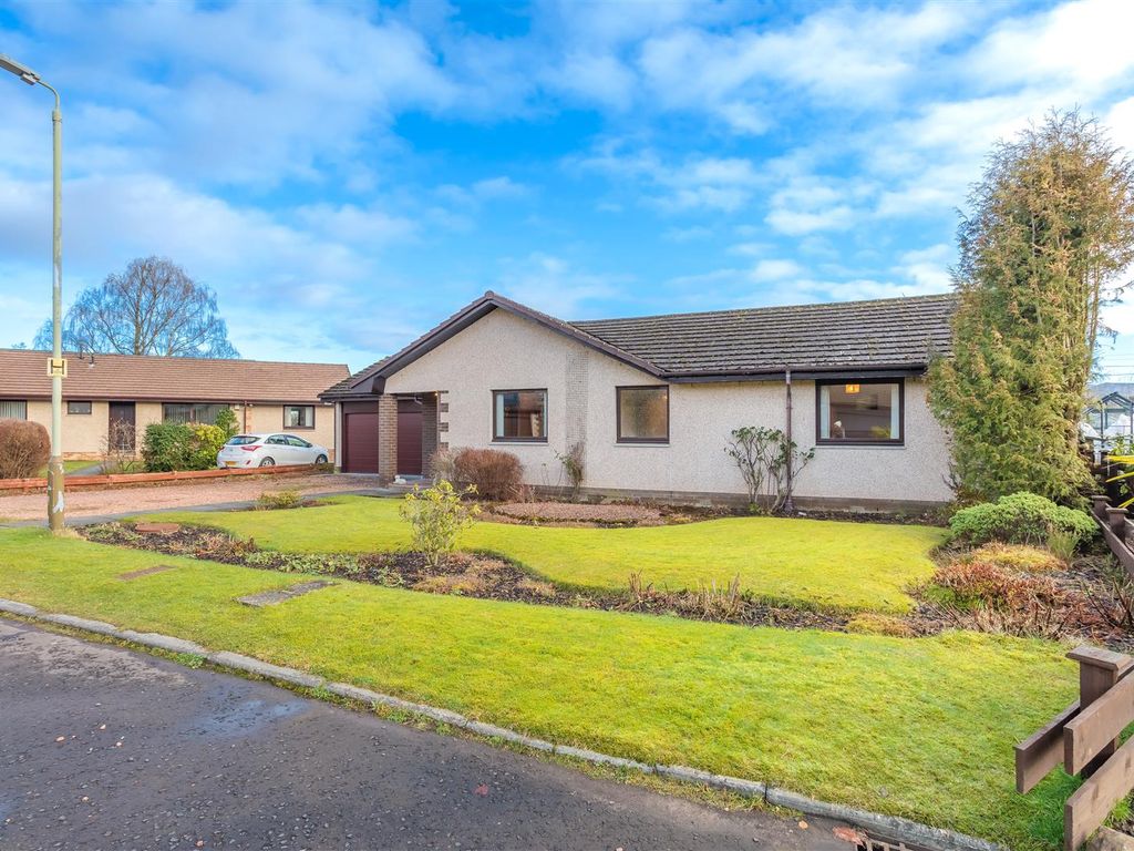 3 bed detached bungalow for sale in The Orchard, Woodside, Blairgowrie PH13, £267,500