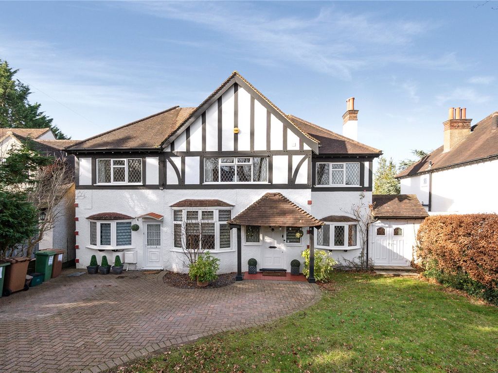 6 bed detached house for sale in Buckingham Way, Wallington SM6, £1,250,000