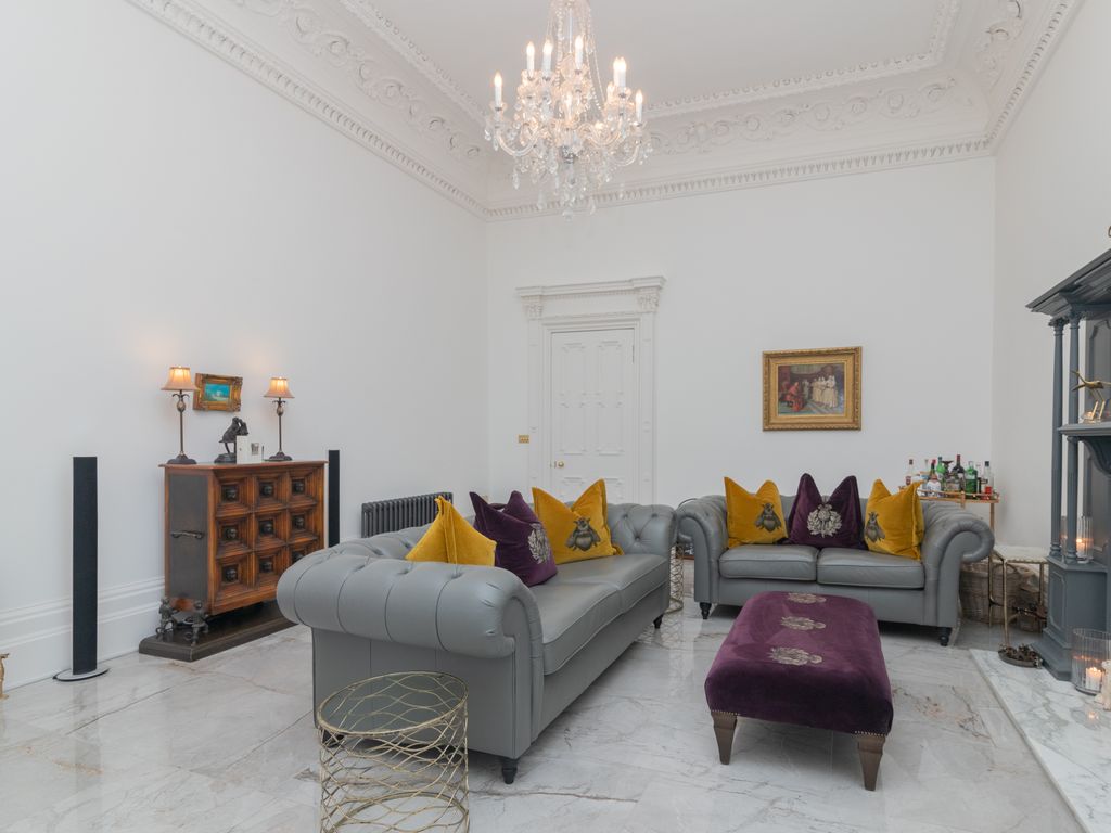 3 bed flat for sale in Sinclair Street, Helensburgh, Glasgow G84, £500,000