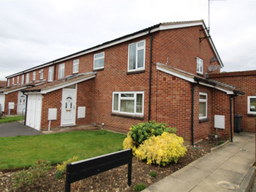 3 bed maisonette for sale in Constable View, Chelmsford, Essex CM1, £140,000