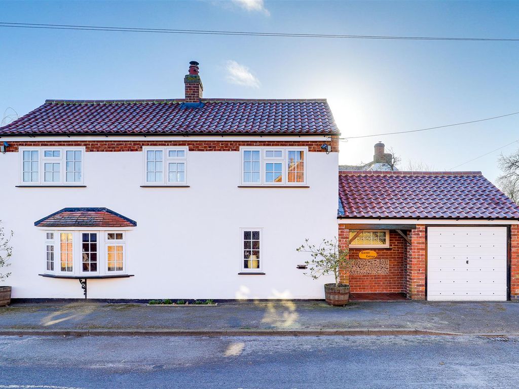 2 bed cottage for sale in Clawson Lane, Hickling, Melton Mowbray, Leicestershire LE14, £425,000