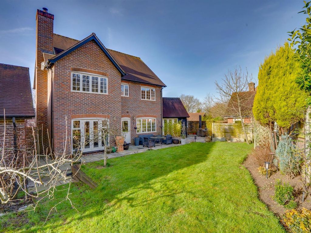 4 bed detached house for sale in Redlands Drive, Upper Timsbury, Hampshire SO51, £895,000
