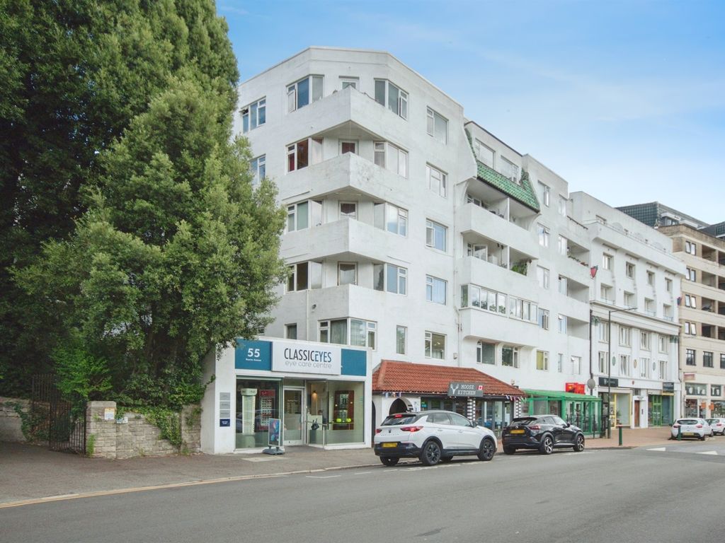 1 bed flat for sale in Bourne Avenue, Bournemouth BH2, £120,000