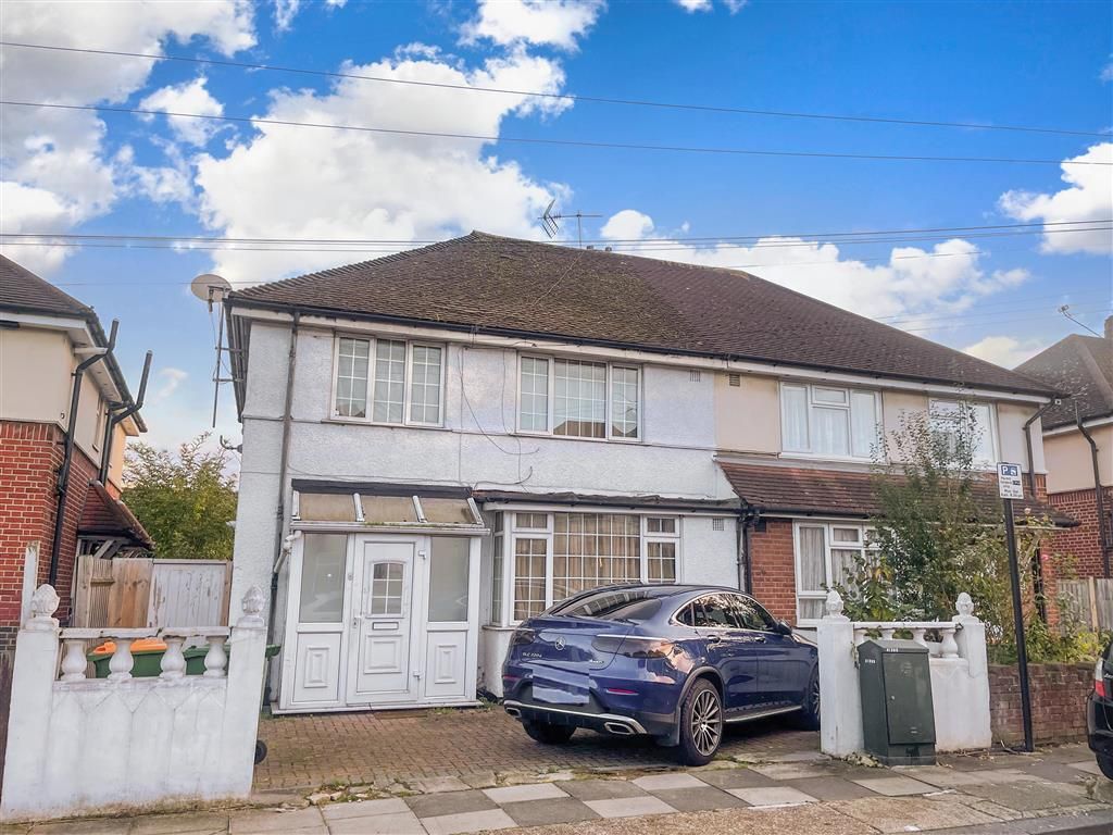 3 bed semi-detached house for sale in Macgregor Road, London E16, £277,500
