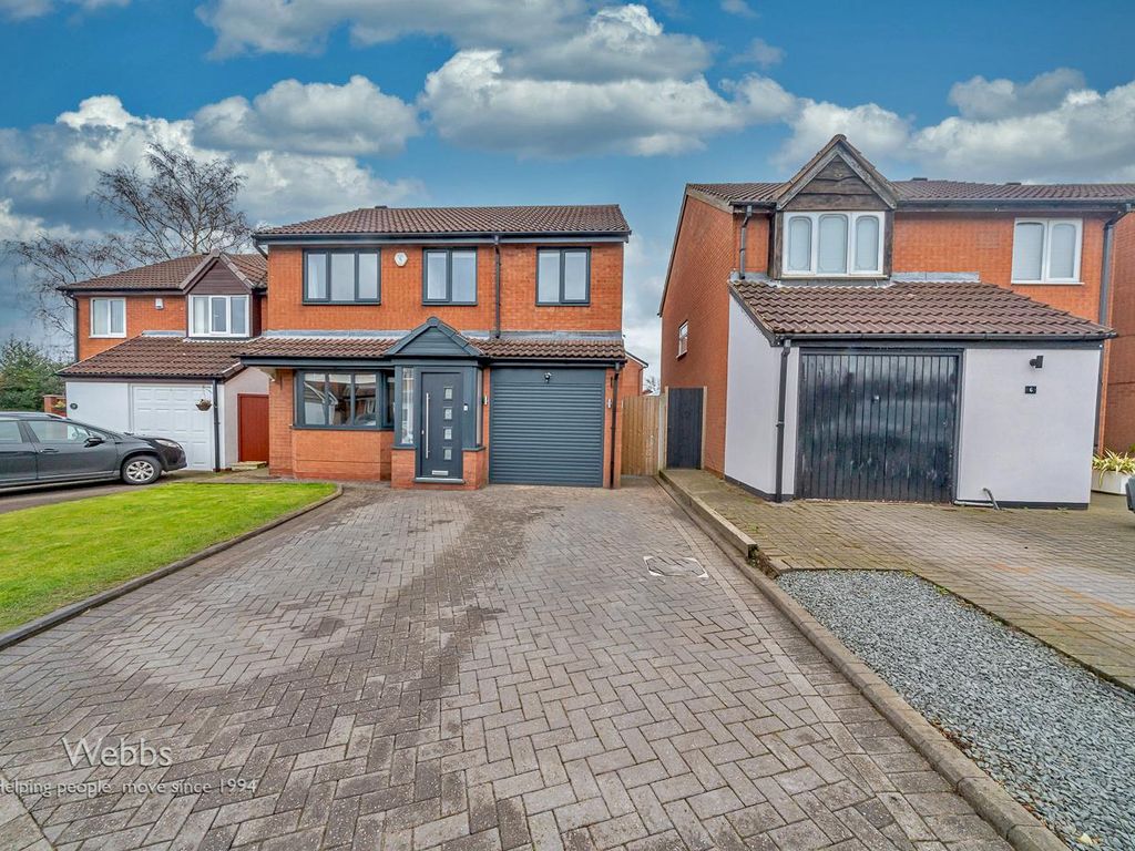 4 bed detached house for sale in Charles Avenue, Essington, Wolverhampton WV11, £399,950