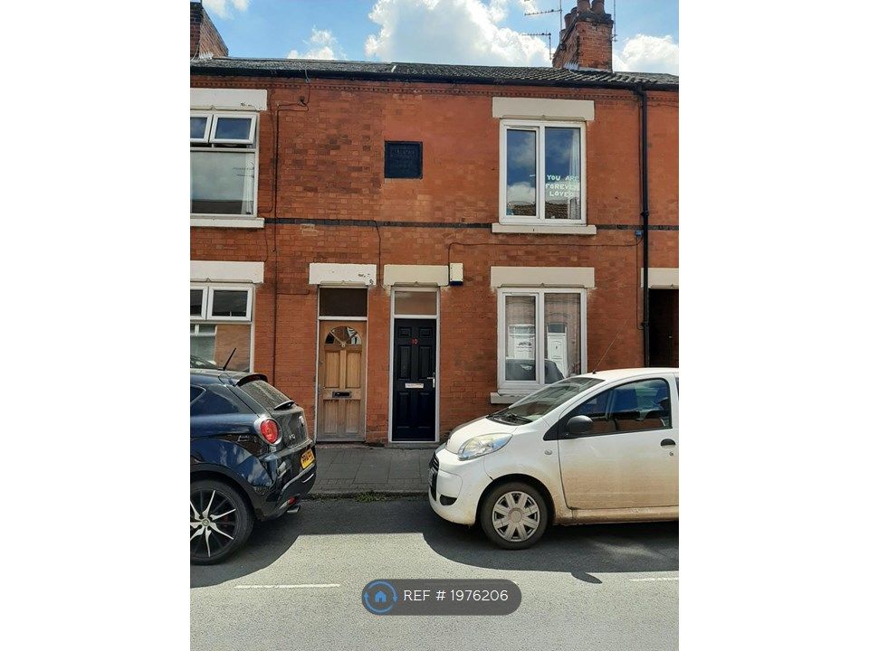 4 bed terraced house to rent in Rosebery Street, Loughborough LE11, £542 pcm
