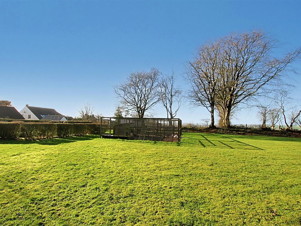 4 bed farm for sale in Beulah, Newcastle Emlyn SA38, £650,000