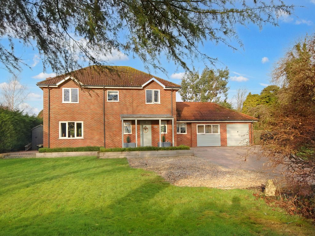5 bed detached house for sale in Mill Lane, Burgh-On-Bain, Market Rasen LN8, £485,000