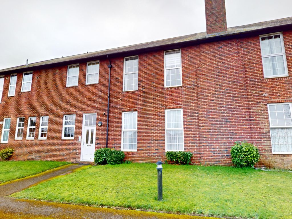 1 bed flat to rent in Redyear Court, Willesborough Lees, Ashford TN24, £895 pcm