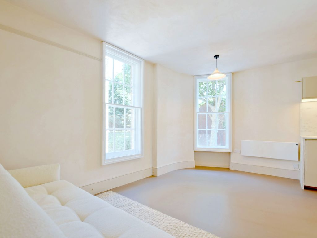 1 bed flat to rent in Little Green Street, Dartmouth Park, London NW5, £1,517 pcm