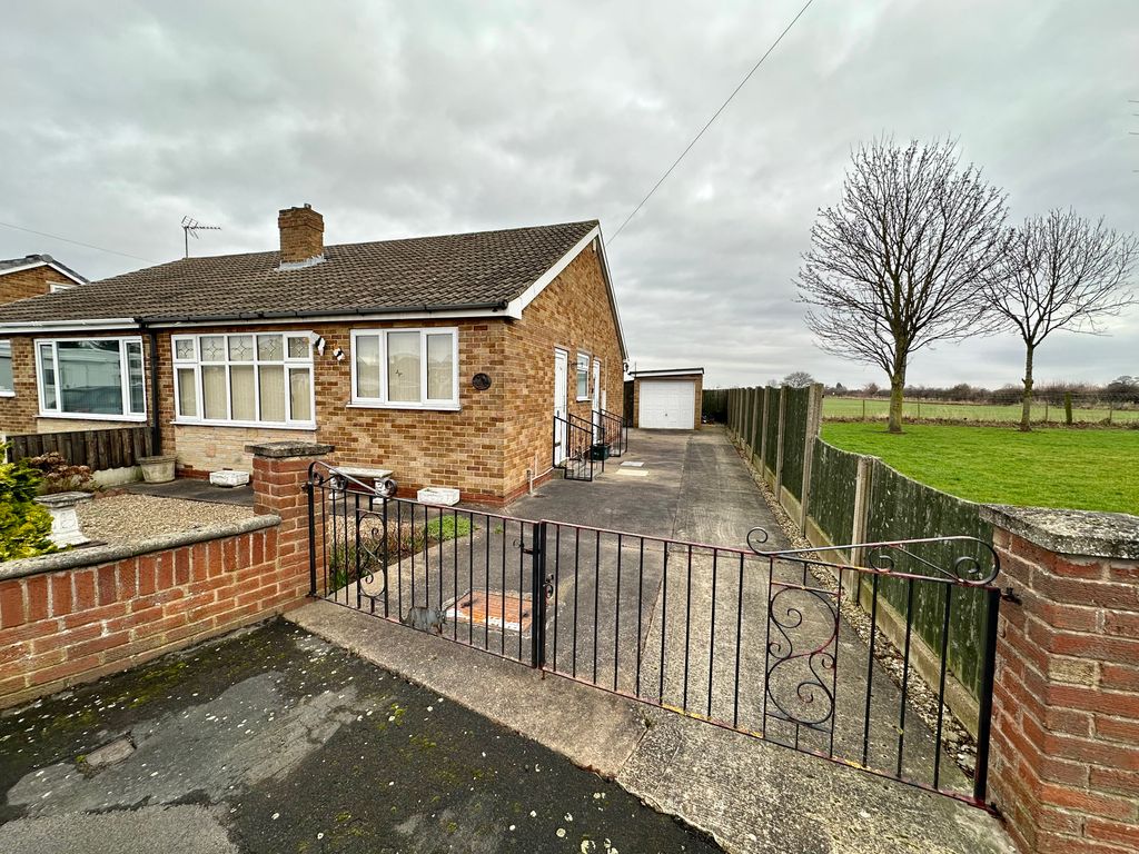 2 bed semi-detached bungalow for sale in Windam Drive, Barnby Dun, Doncaster DN3, £170,000
