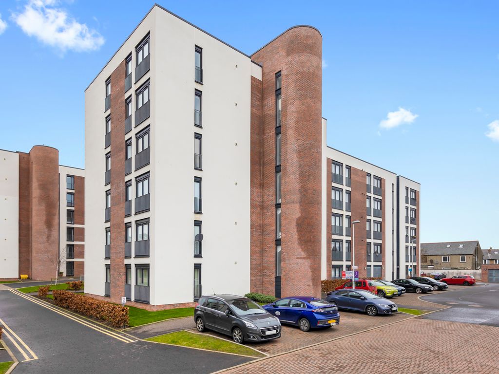 1 bed flat for sale in 13/14 Arneil Drive, Crewe, Edinburgh EH5, £175,000