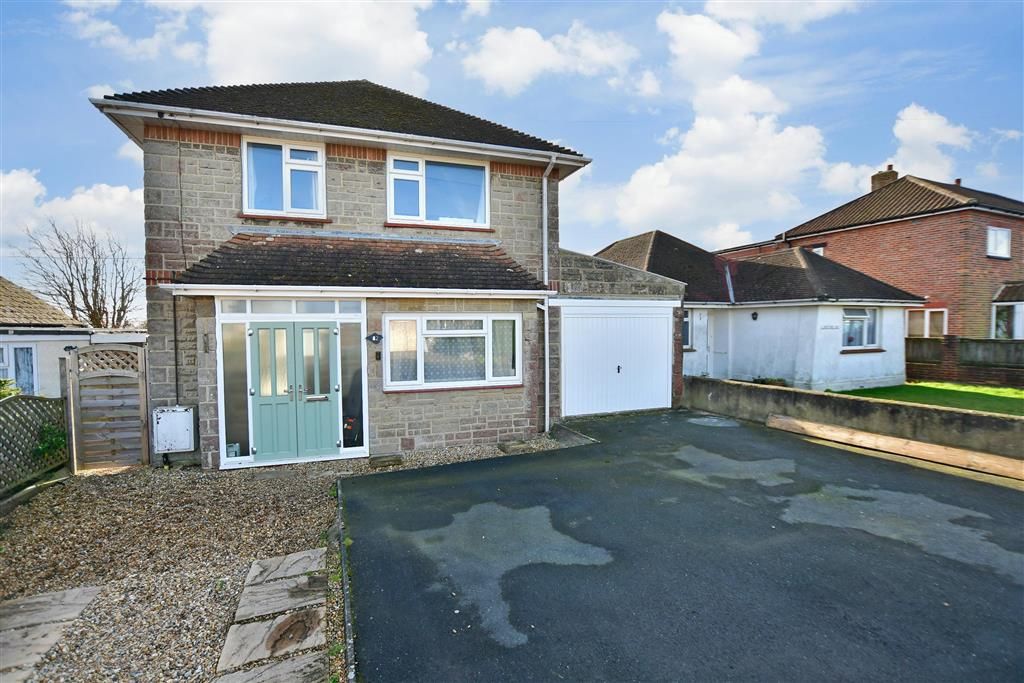 3 bed detached house for sale in Forest Road, Winford, Isle Of Wight PO36, £274,500