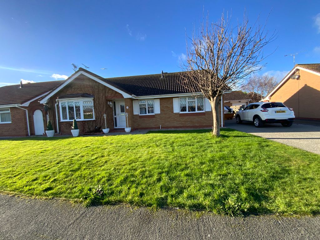 3 bed detached bungalow for sale in Rhos Fawr, Abergele LL22, £320,000