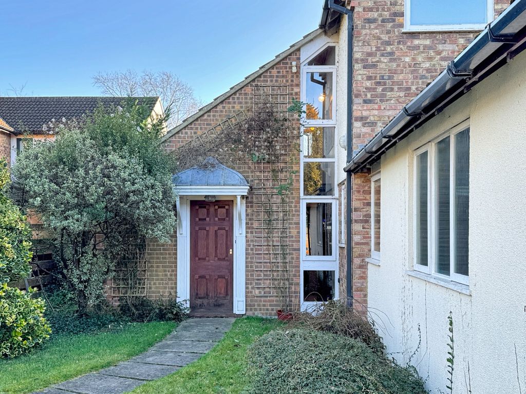 4 bed detached house for sale in High Street, Babraham, Cambridge CB22, £850,000