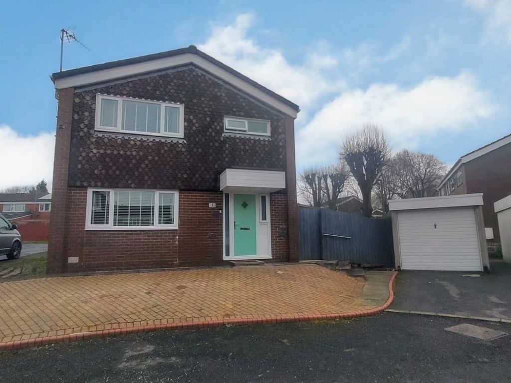 3 bed detached house for sale in Leeswood, Skelmersdale WN8, £200,000