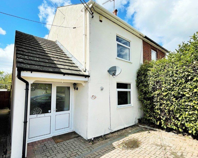 2 bed semi-detached house for sale in Whitley Wood Lane, Reading, Berkshire RG2, £310,000