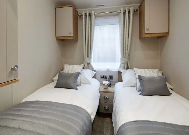2 bed lodge for sale in Malton Road, Pickering YO18, £115,000