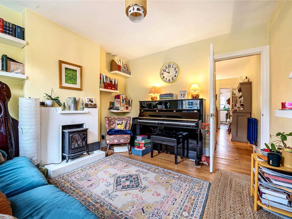 2 bed terraced house for sale in Lucan Road, Barnet EN5, £525,000