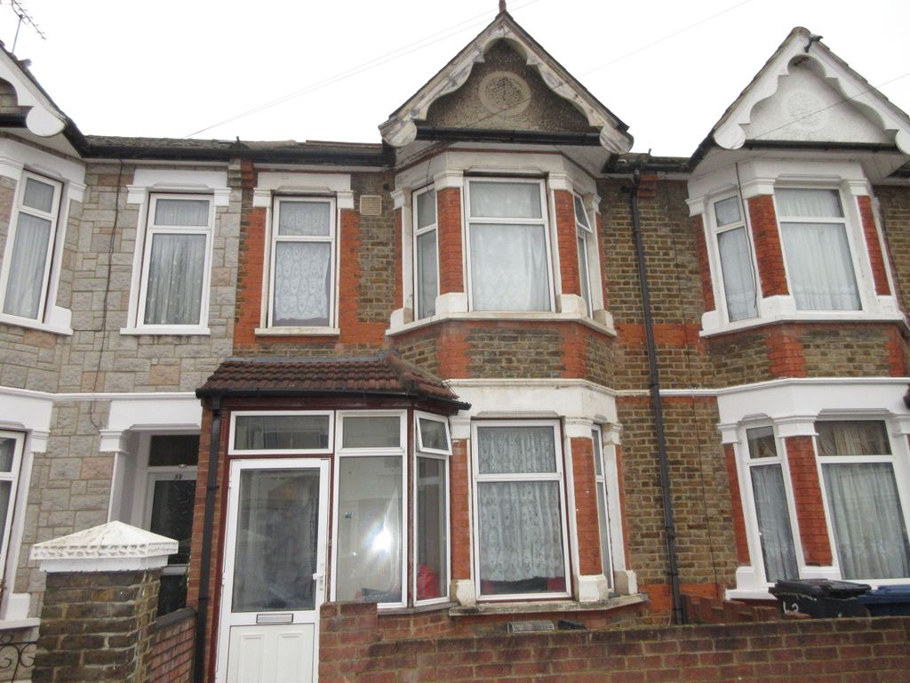 3 bed terraced house for sale in Woodlands Road, Southall, Middlesex UB1, £430,000