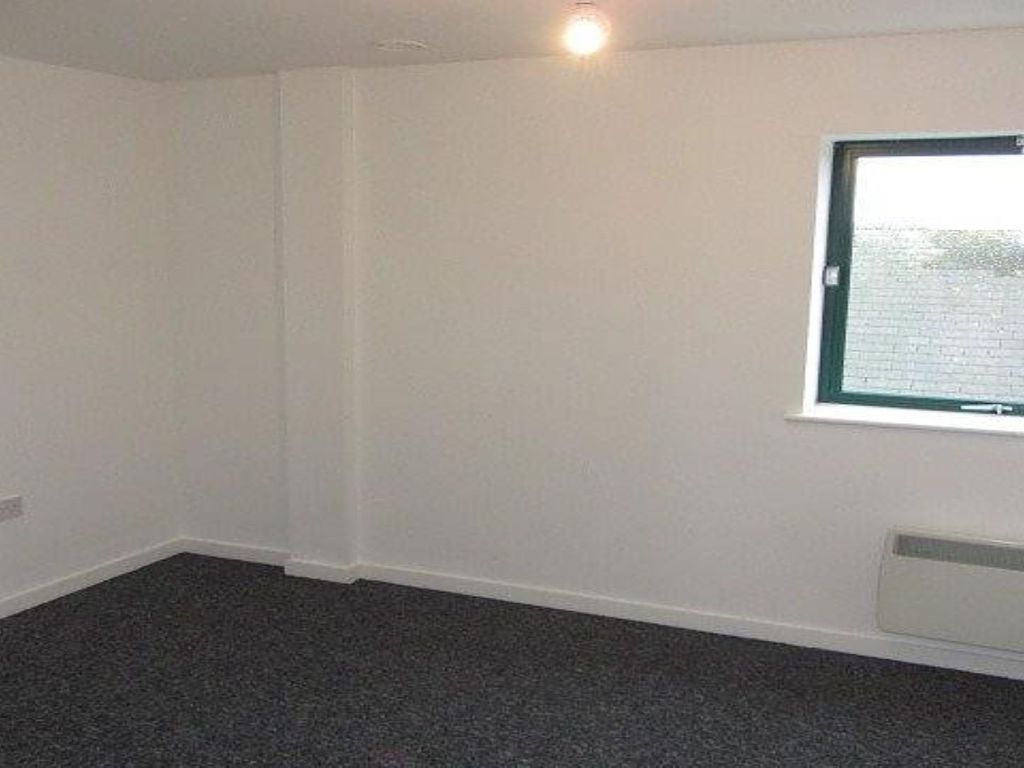 1 bed flat to rent in Kingston Road, Portsmouth PO2, £800 pcm