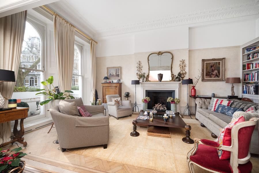 4 bed flat to rent in Cornwall Gardens, South Ken SW7, £12,567 pcm
