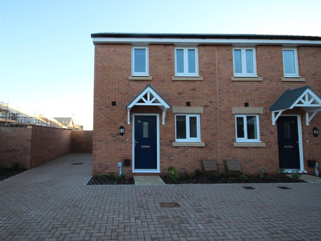 2 bed semi-detached house to rent in Calves Close, Cranbrook, Exeter EX5, £1,100 pcm