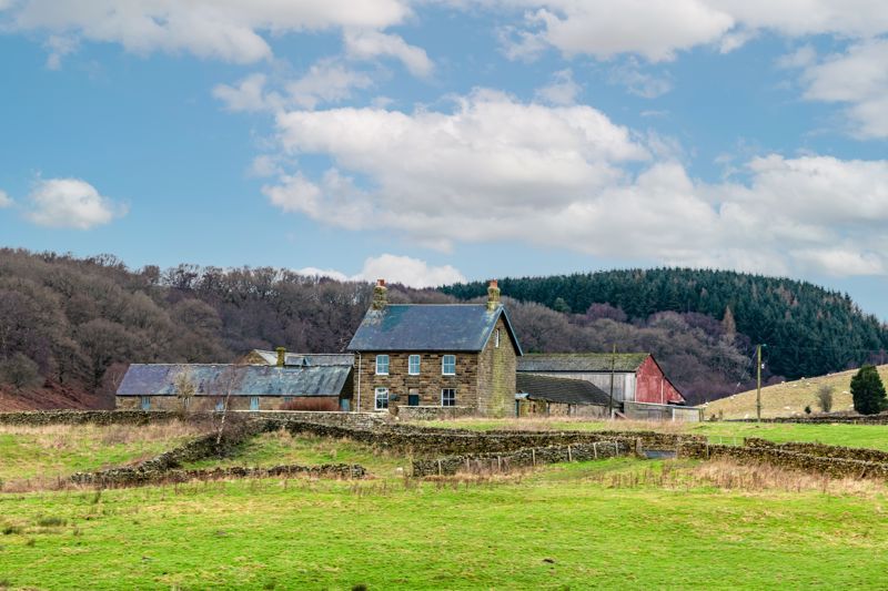 5 bed farmhouse for sale in Goathland, Whitby YO22, £850,000
