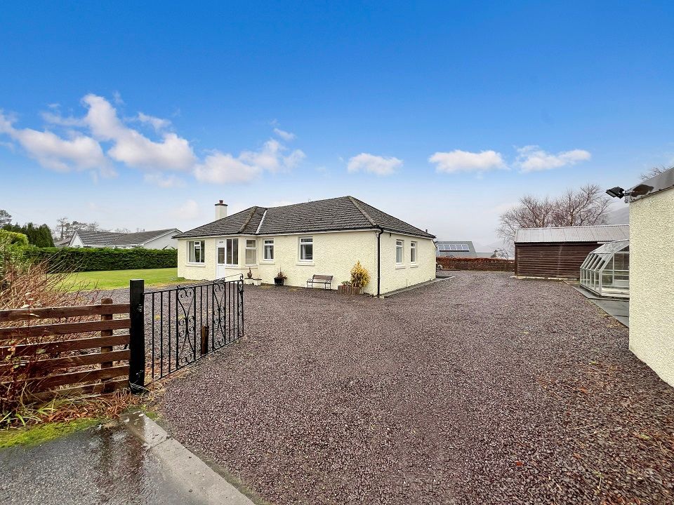 3 bed detached bungalow for sale in Ardfuar, Lochandhu Road, Taynuilt, Argyll, 1Jq, Taynuilt PA35, £310,000