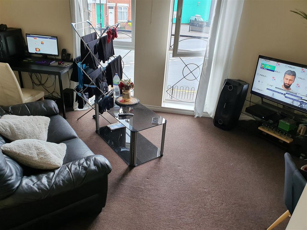 1 bed flat to rent in Thackhall Street, Stoke, Coventry CV2, £775 pcm