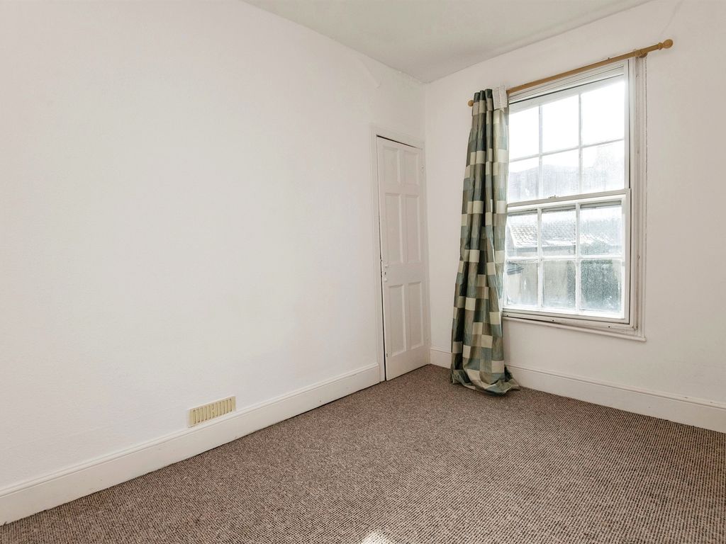 1 bed flat for sale in Iron Bridge, Exeter EX4, £130,000