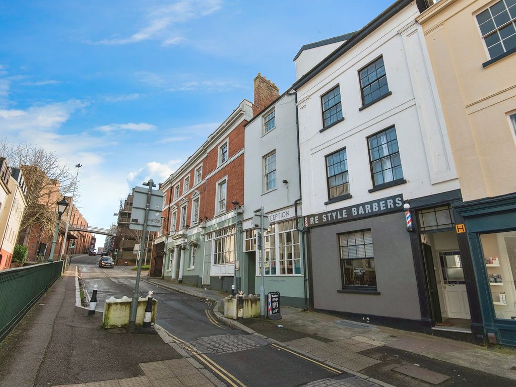 1 bed flat for sale in Iron Bridge, Exeter EX4, £130,000