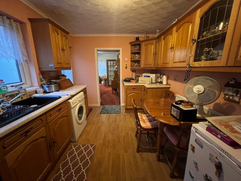 3 bed terraced house for sale in Scott Street Tynewydd -, Treorchy CF42, £92,000