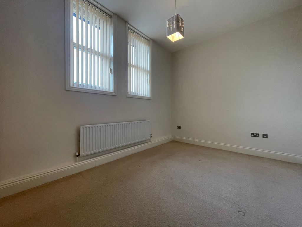 2 bed flat to rent in Buckden Court, 1 Jackson Walk, Ilkley LS29, £850 pcm