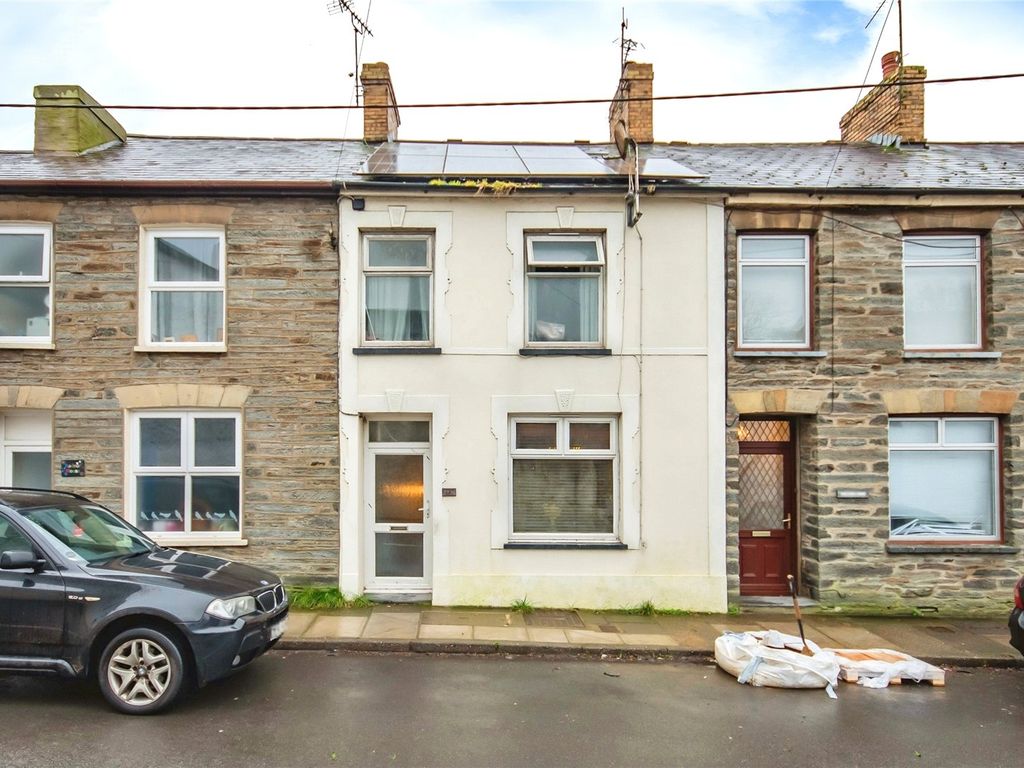 3 bed terraced house for sale in Lloyds Terrace, Adpar, Newcastle Emlyn, Ceredigion SA38, £210,000