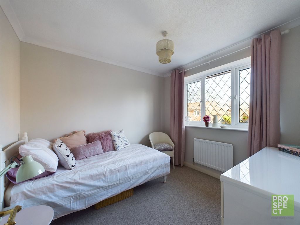 3 bed semi-detached house for sale in Ormathwaites Corner, Warfield, Bracknell, Berkshire RG42, £480,000