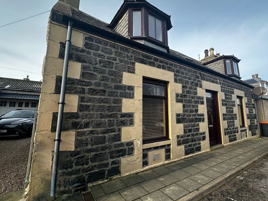3 bed detached house for sale in Fife Street, Banff AB45, £145,000