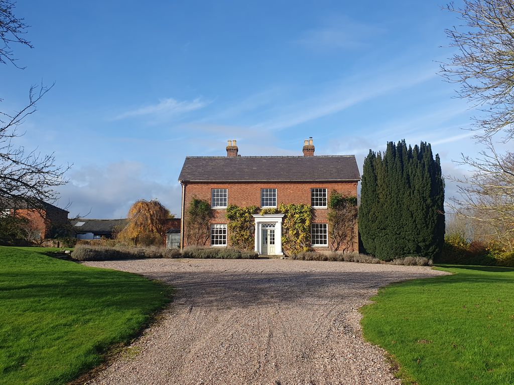 6 bed farmhouse to rent in Mill Lane, Lyneal, Ellesmere SY12, £2,500 pcm
