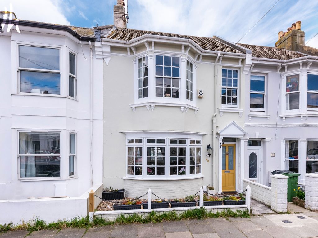 3 bed terraced house for sale in Byron Street, Hove BN3, £625,000