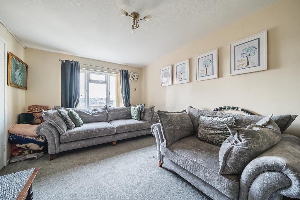 2 bed terraced house for sale in High Wycombe, Buckinghamshire HP13, £325,000